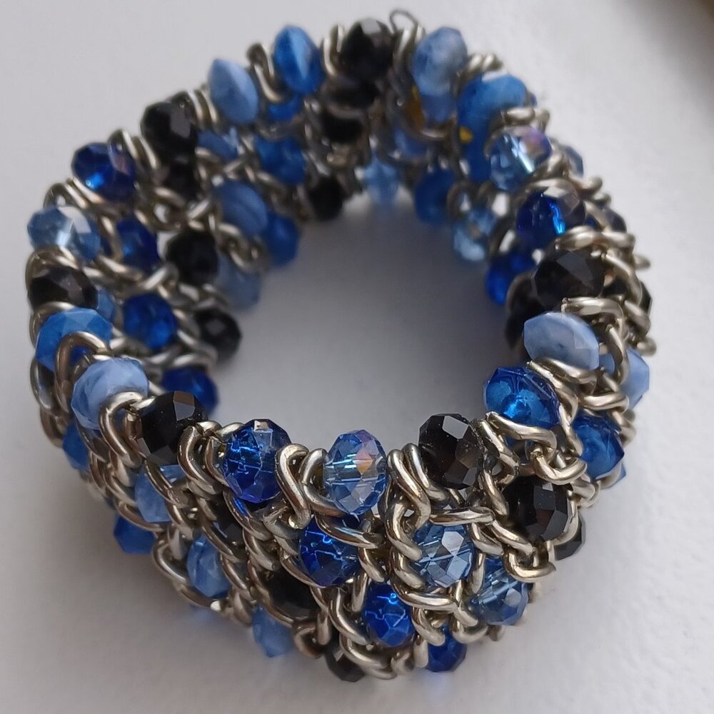 Blue beaded bracelet